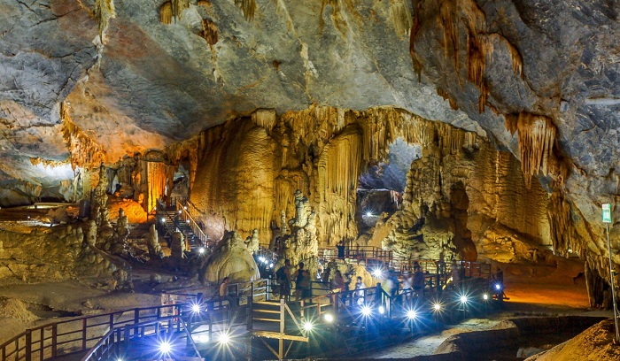 grotte Thien Ha Thien Thanh